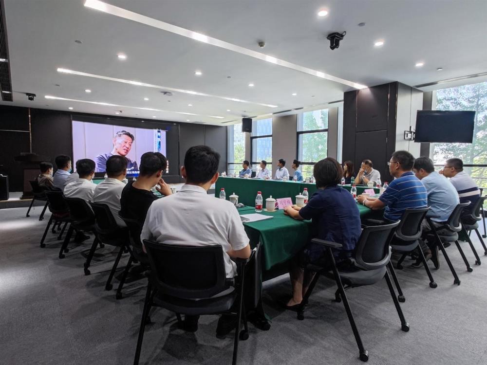 以案為鑒筑防線(xiàn)，警鐘長(cháng)鳴促廉潔