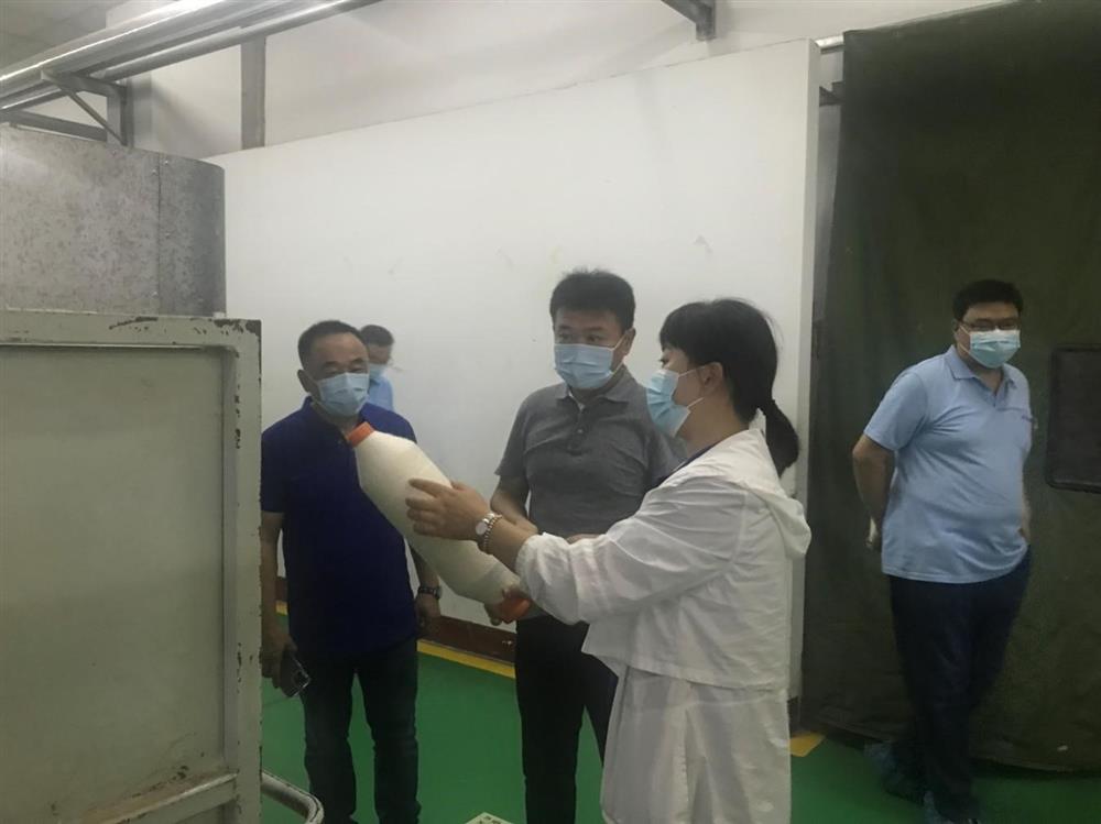濟南產(chǎn)發(fā)集團紀委書(shū)記盧剛赴元首集團 平陰紡織工業(yè)園調研